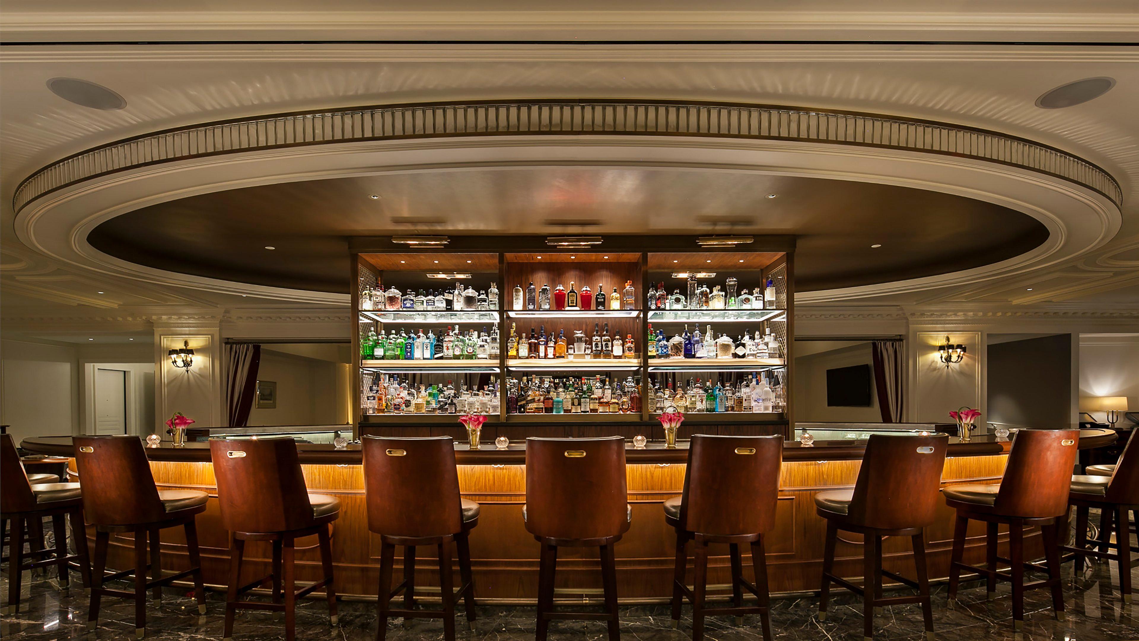 Intercontinental New York Barclay Hotel By Ihg Exteriér fotografie The bar at the St. Regis